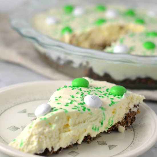 St Patrick’s Day Ice Cream Cake