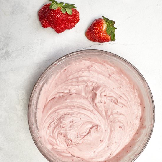 Strawberry Mascarpone Frosting