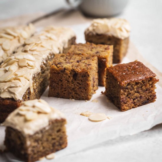 Sticky Date Cake w Caramel Frosting