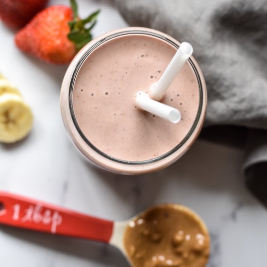 Strawberry Banana Peanut Butter Smoothie