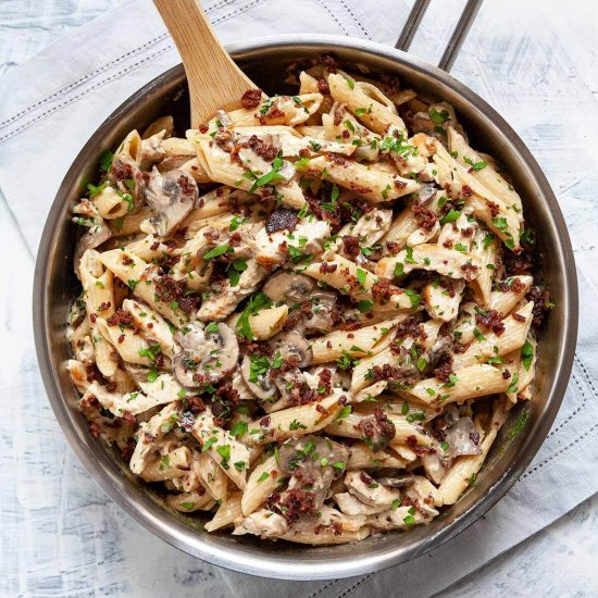 Chicken Bacon Mushroom Pasta