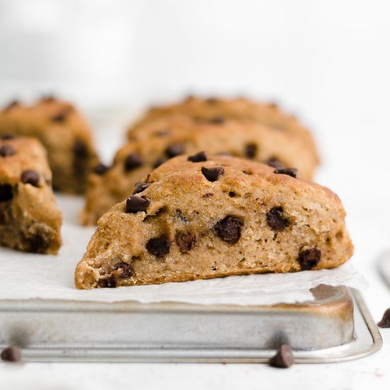 Chai Spice Chocolate Chip Scones