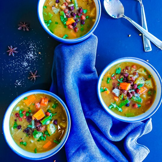 Hearty chickpea curry soup