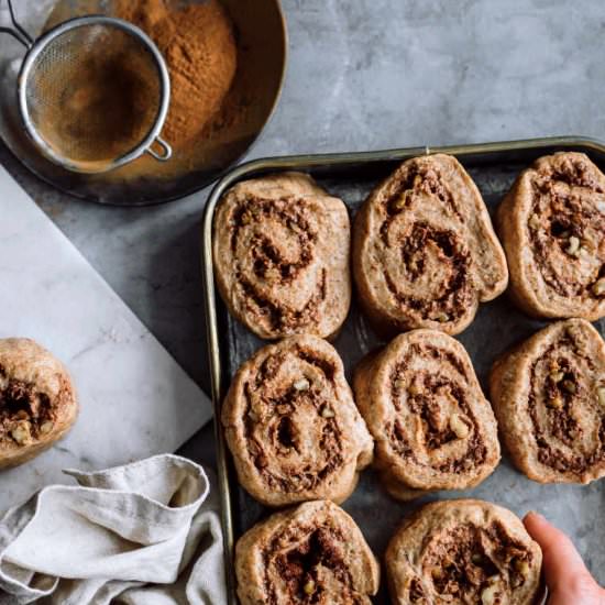 Sugar-Free Vegan Cinnamon Rolls