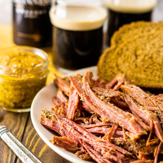 Slow Cooker Guinness Corned Beef