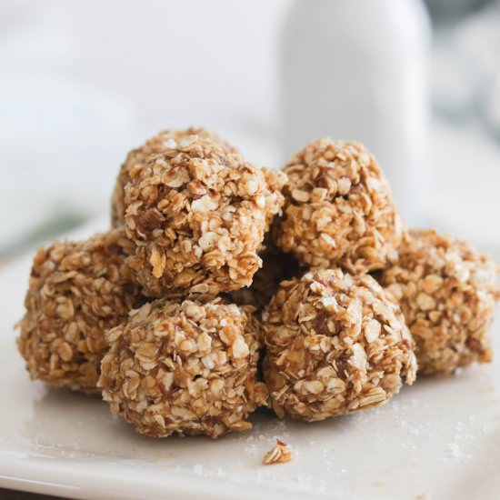 SALTED CARAMEL ENERGY BALLS