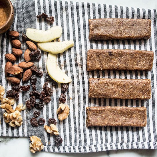 Homemade Apple Pie Lara Bars