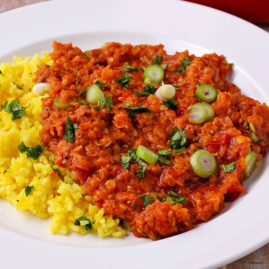 Red lentil masala dal