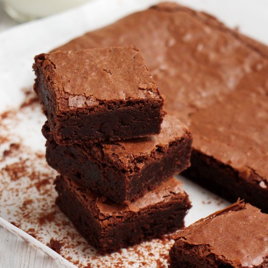 Perfect Shiny Crust Fudge Brownies