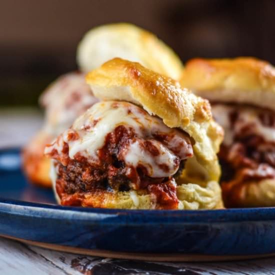 Chili Cheese Sliders