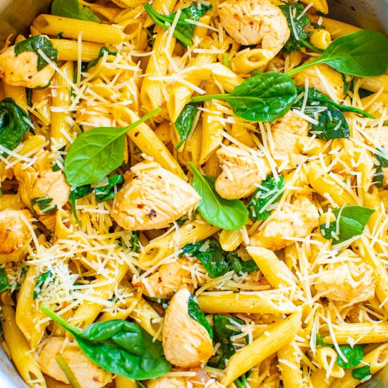 Parmesan Chicken & Spinach Pasta