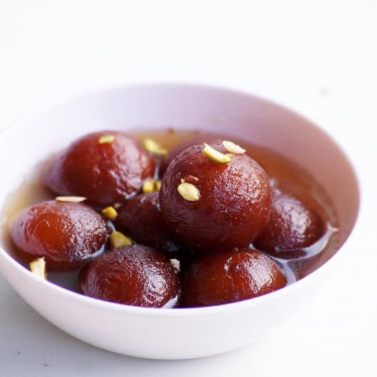 Chocolate Stuffed Gulab Jamun