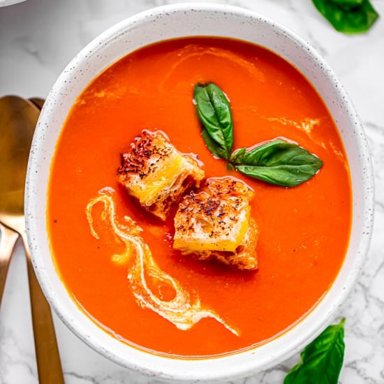 Creamy Tomato Soup &Cheesy Crouton