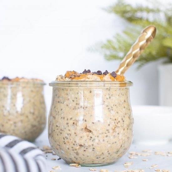 PB CHIA SEED OVERNIGHT OATS