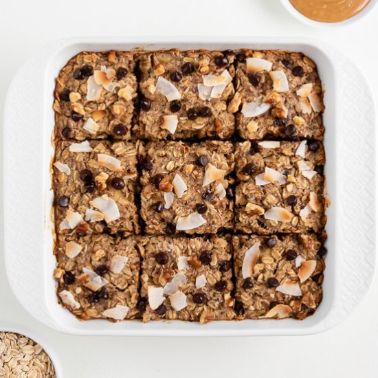 Chunky Monkey Baked Oatmeal (Vegan)