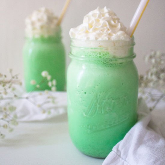 Homemade Shamrock Shake