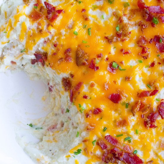 Loaded Cheesy Cauliflower Bake