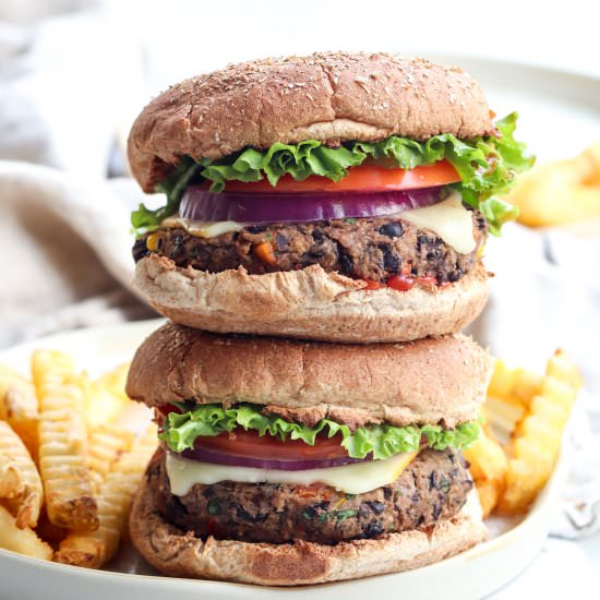 easy spicy black bean burgers