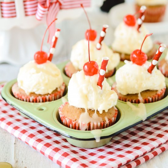 Root Beer Float Cupcakes