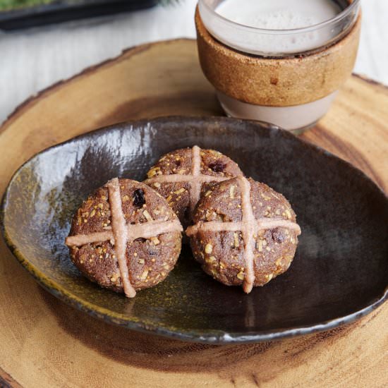 Raw Vegan Hot Cross Buns