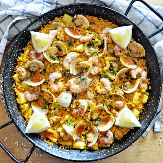 SEAFOOD LOVERS Spanish Paella