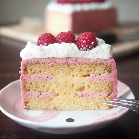 Raspberry layer cake