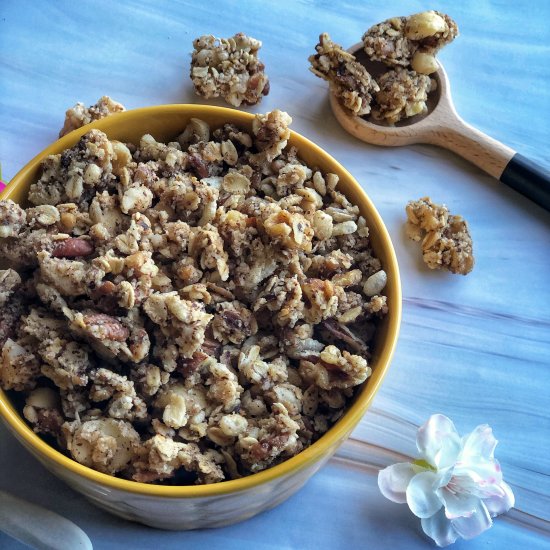 Healthy cookie granola