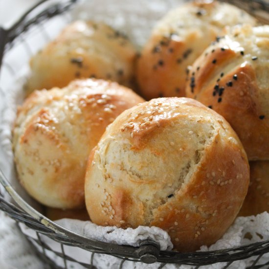 Easy Breakfast Bread Rolls