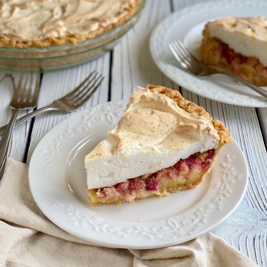 The Best Rhubarb Meringue Pie