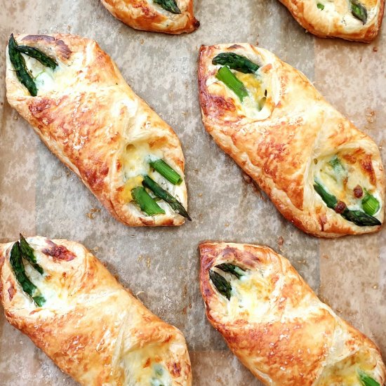 Puff Pastry Asparagus Wraps