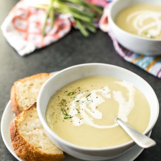 Instant Pot Potato Leek Soup