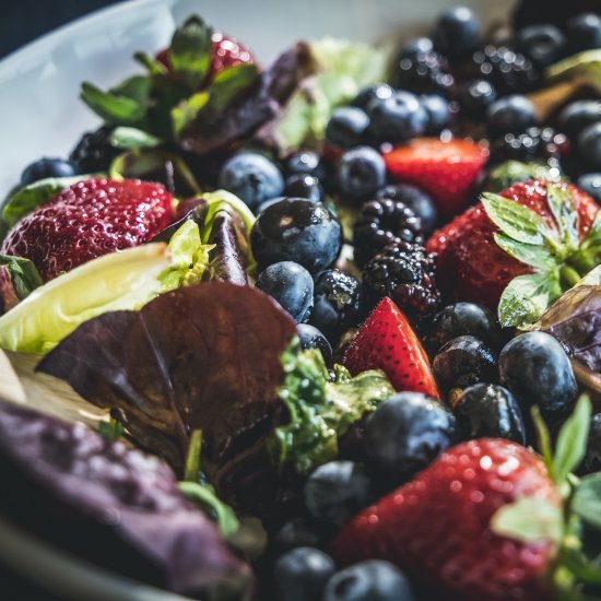 Berry Salad w/ Sweet Basil Dressing