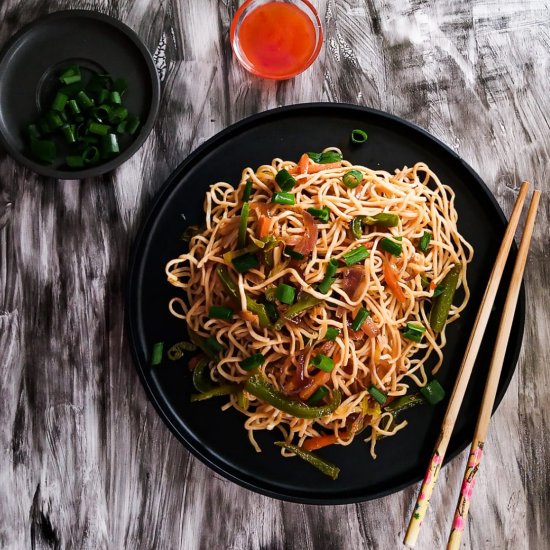 Indo-chinese style veg chowmein