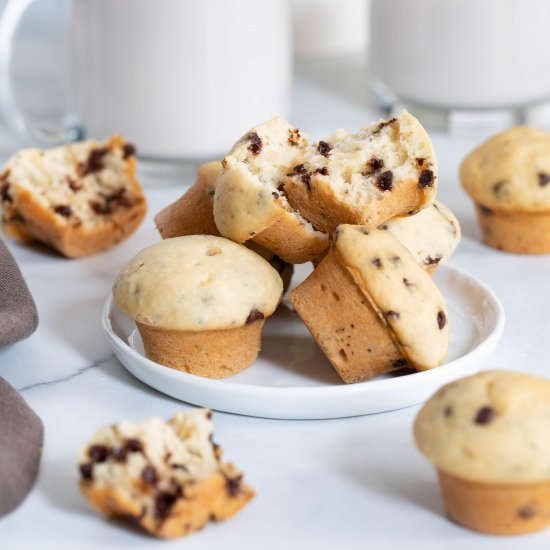 MINI CHOCOLATE CHIP MUFFINS