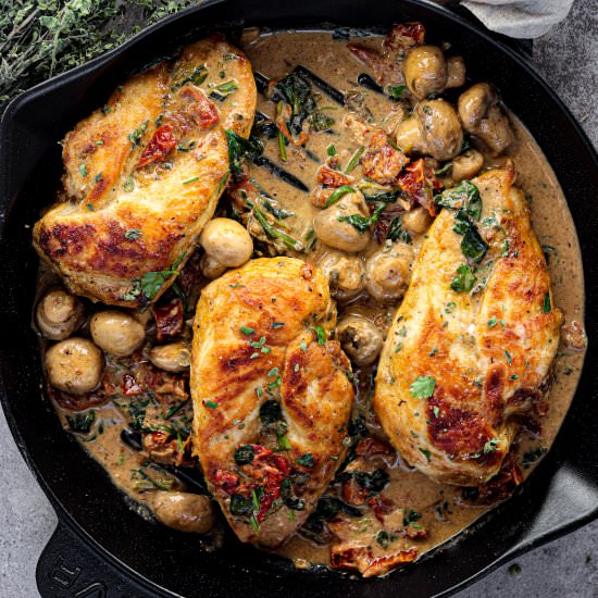 One Skillet Chicken in Tuscan Sauce