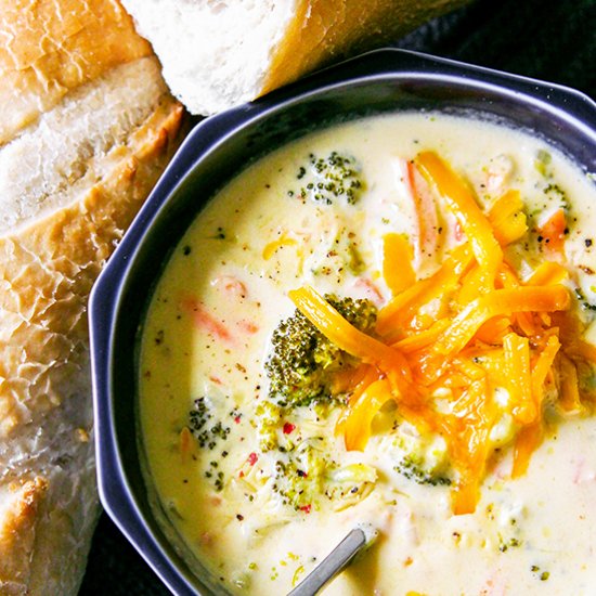 Copycat Broccoli Cheese Soup