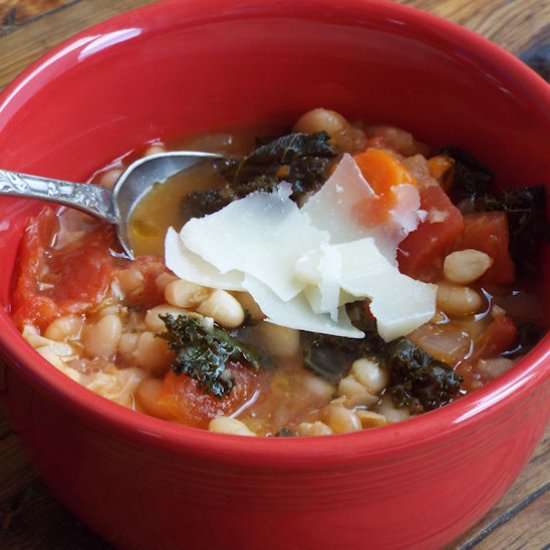 White Bean Soup with Kale