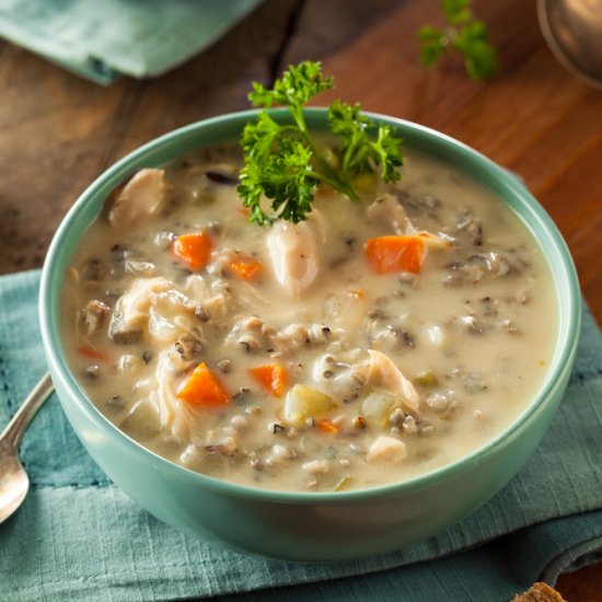 Healthy Creamy Chicken Rice Soup