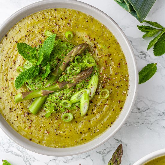 Asparagus and Zucchini Soup