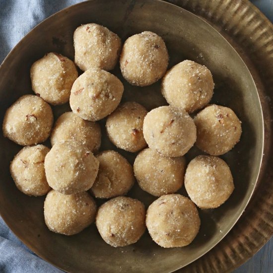 Gandhakashala Rice Laddoos