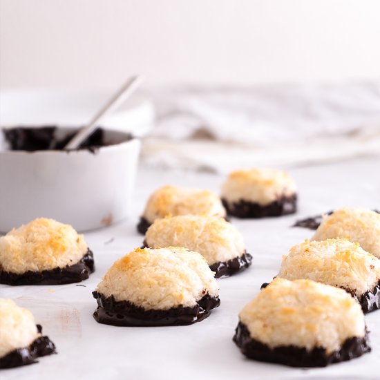 Quick & Easy Coconut Macaroons