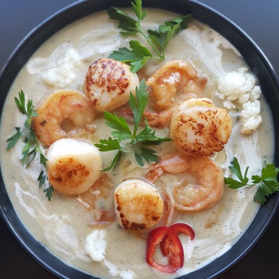 Keto Cauliflower Seafood Chowder