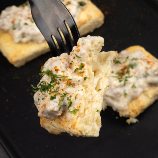 Homemade Biscuits And Gravy Recipe