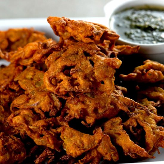 Crunchy Spicy Onion Pakora