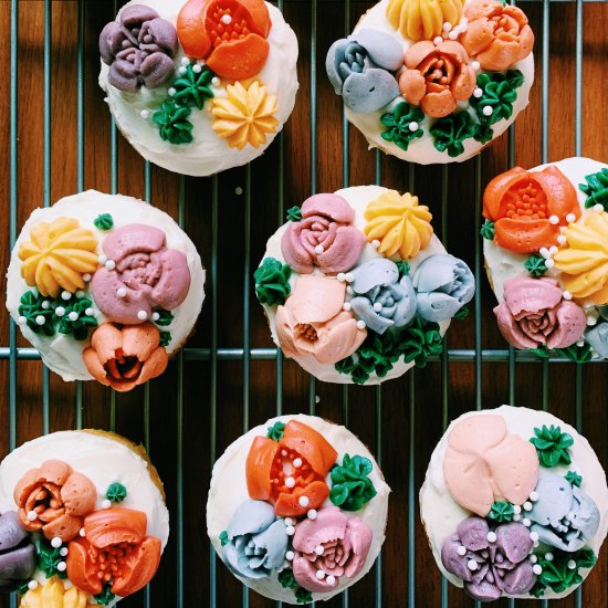 Buttercream Flower Guide