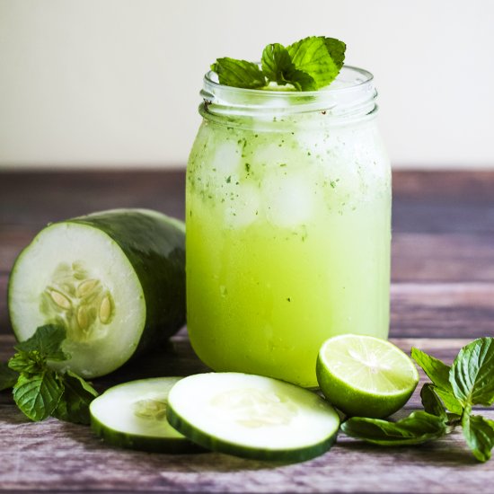 Cucumber lime spritzer