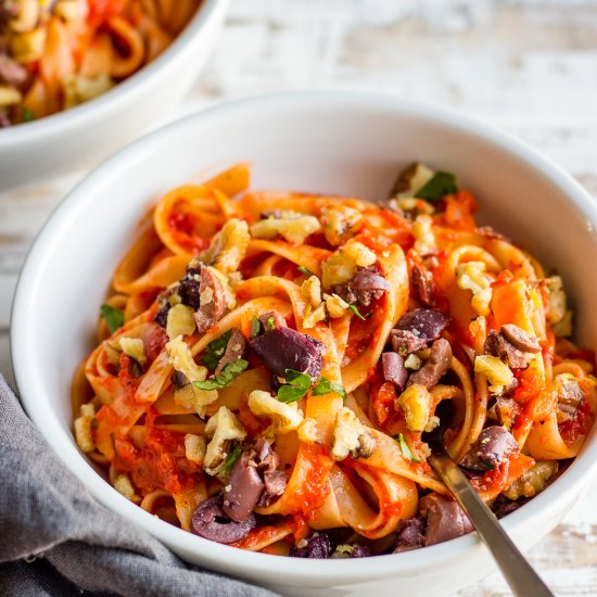 Vegan Roasted Bell Pepper Pasta