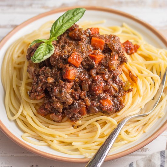 Slow Cooker Mushroom Bolognese