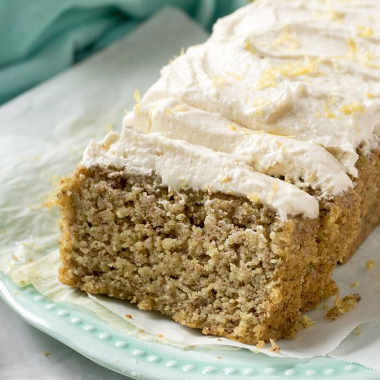 Low-Carb Lemon Loaf Cake