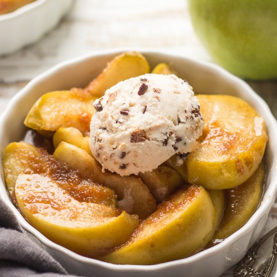 Healthy Baked Apples Without Sugar